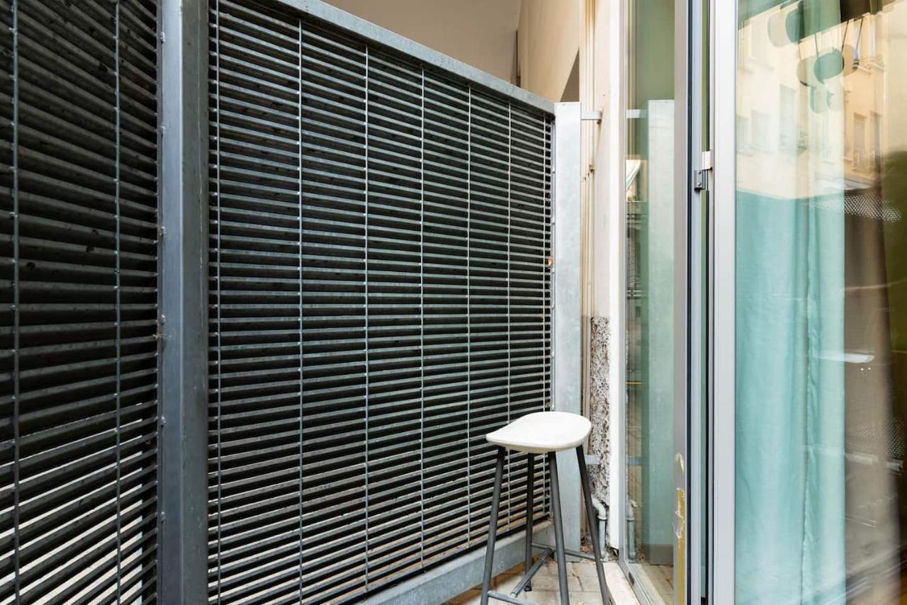 Central Studio Apartment - 24H Self Checkin Milan Bagian luar foto